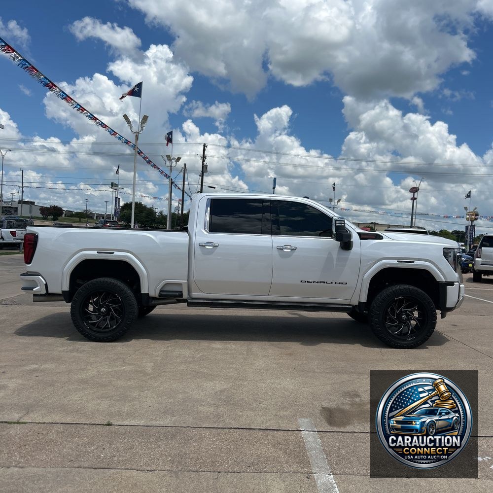 2024 GMC Sierra 2500HD Denali