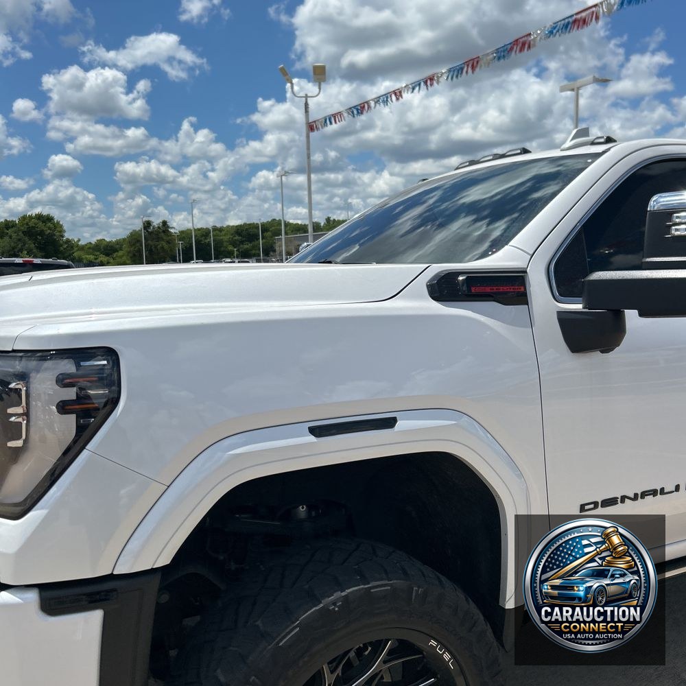 2024 GMC Sierra 2500HD Denali