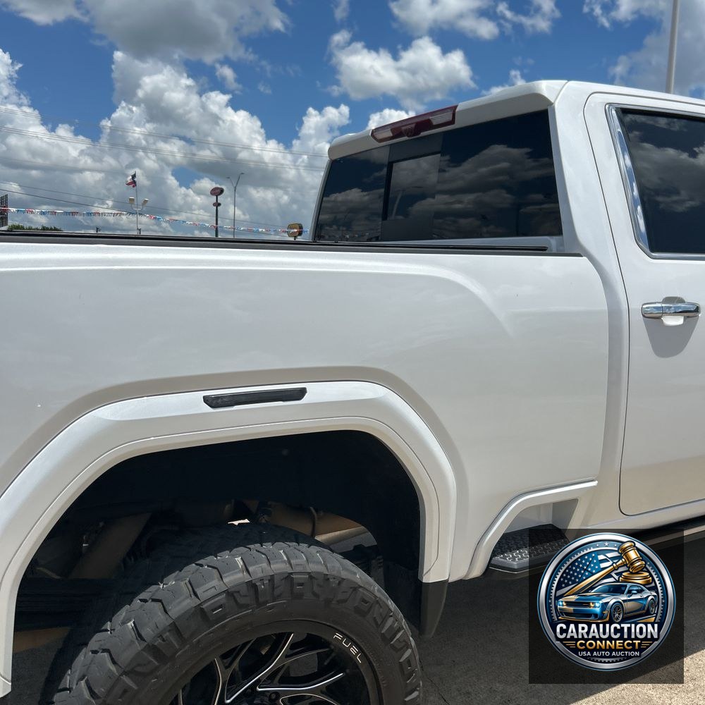 2024 GMC Sierra 2500HD Denali