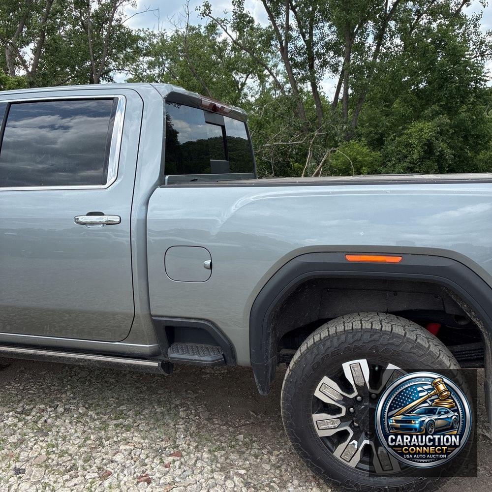 2024 GMC Sierra 2500 Denali