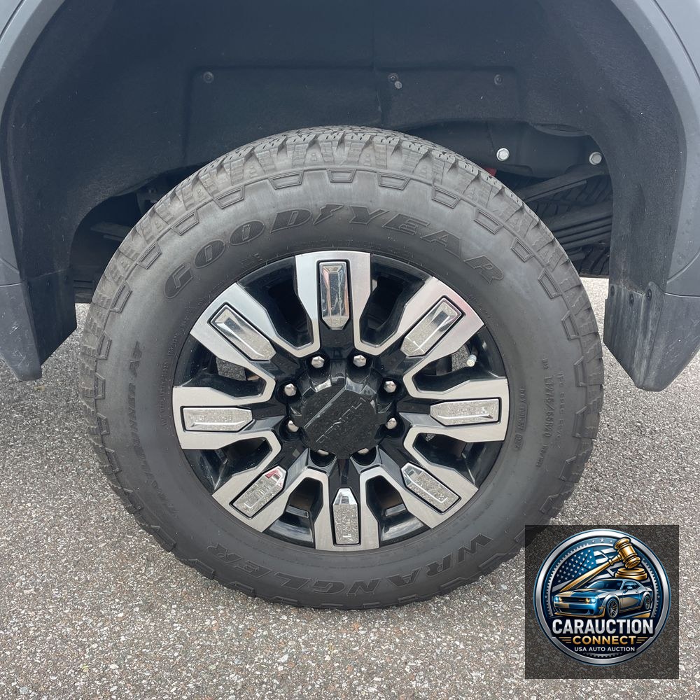 2024 GMC Sierra 2500HD Denali