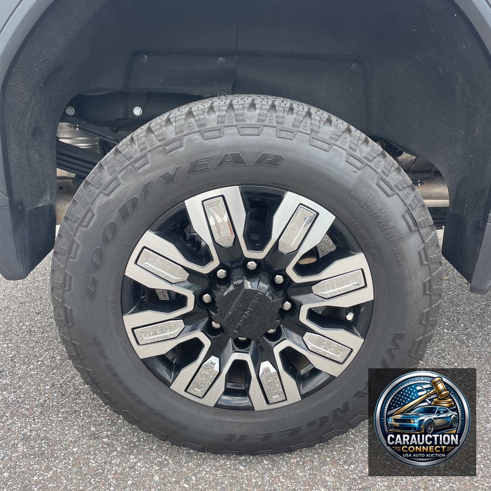 2024 GMC Sierra 2500HD Denali