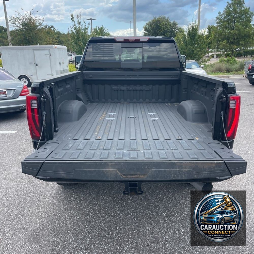2024 GMC Sierra 2500HD Denali