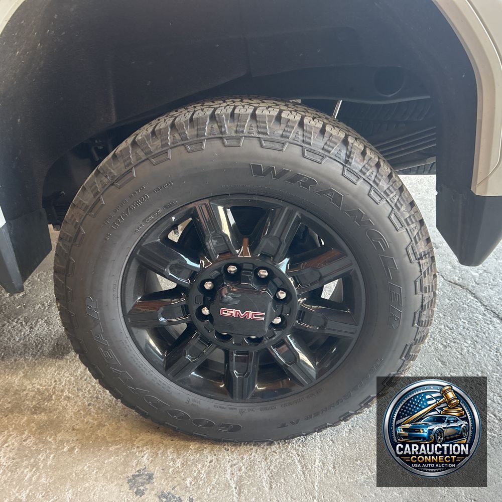 2024 GMC Sierra 2500 Denali