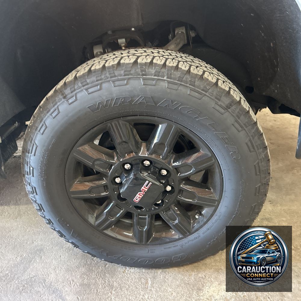 2024 GMC Sierra 2500 Denali