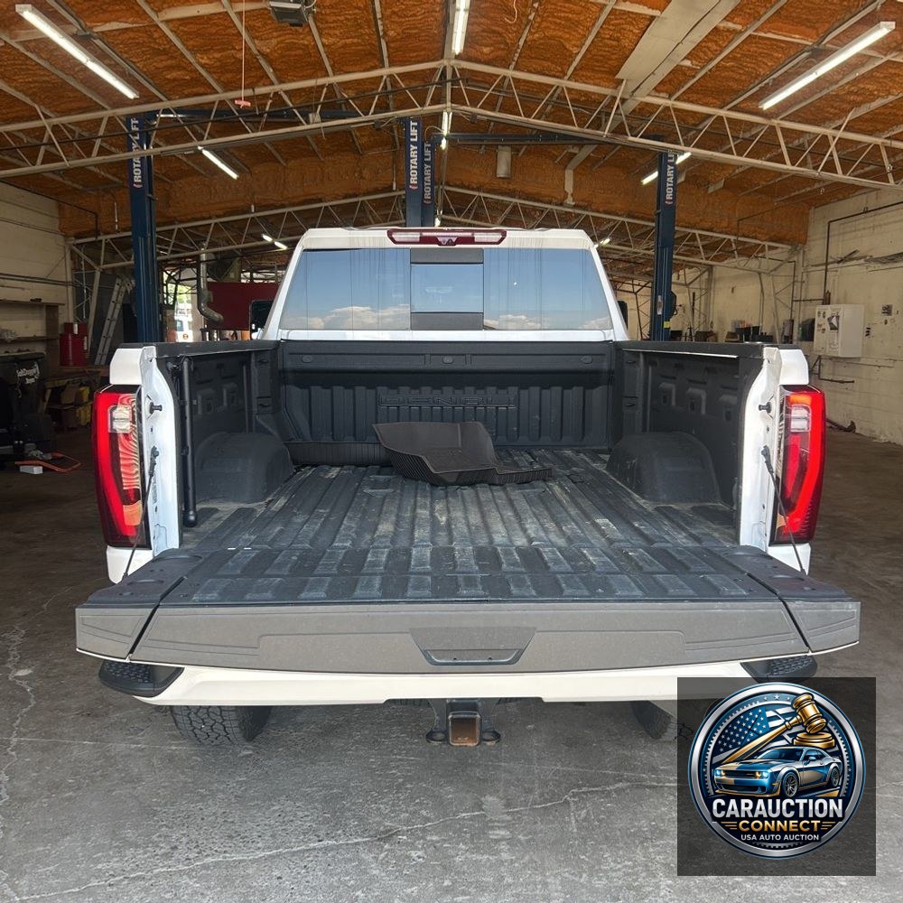 2024 GMC Sierra 2500 Denali