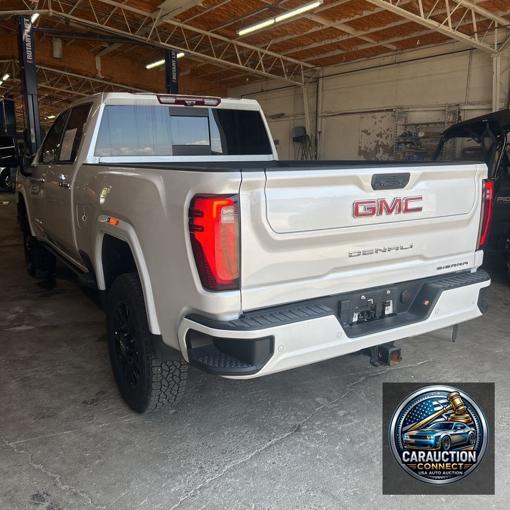 2024 GMC Sierra 2500 Denali