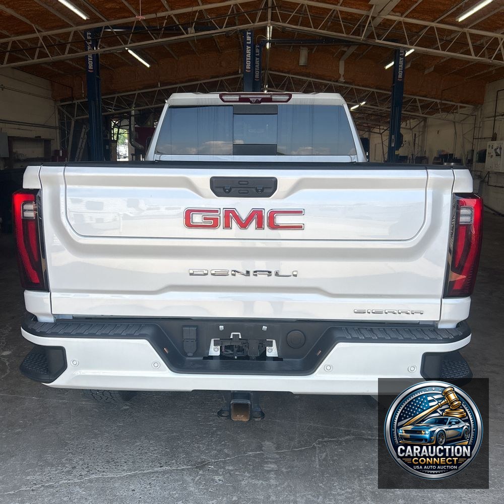 2024 GMC Sierra 2500 Denali