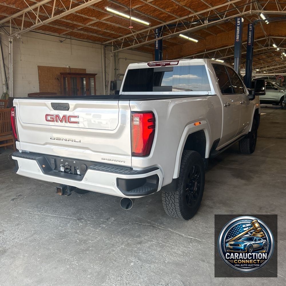 2024 GMC Sierra 2500 Denali