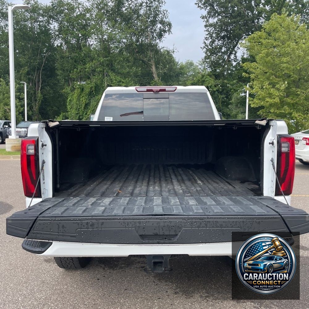 2024 GMC Sierra 2500HD Denali