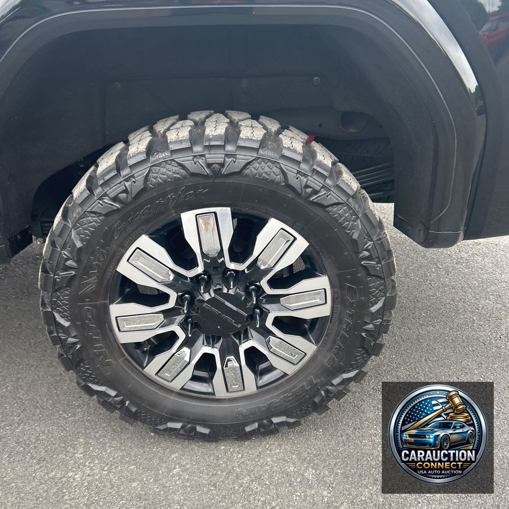 2024 GMC Sierra 2500 Denali