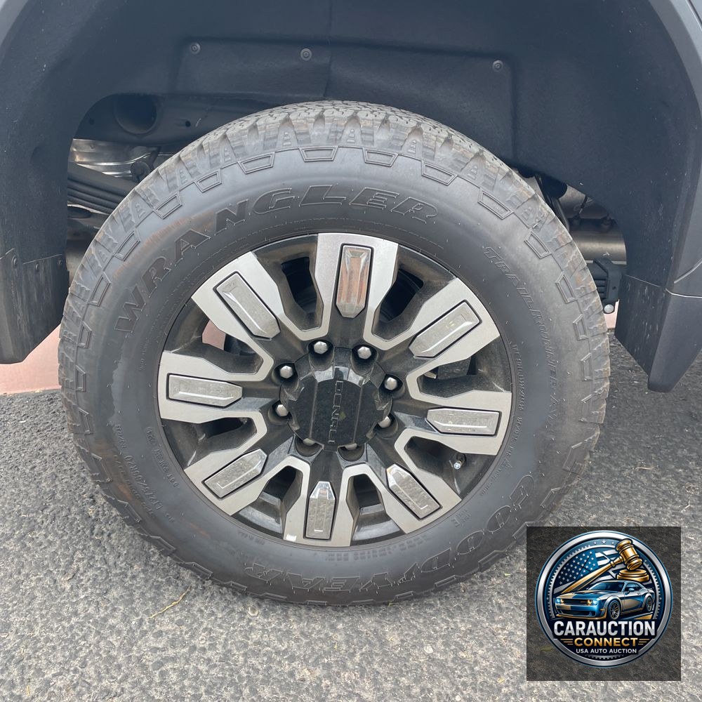 2024 GMC Sierra 2500HD Denali