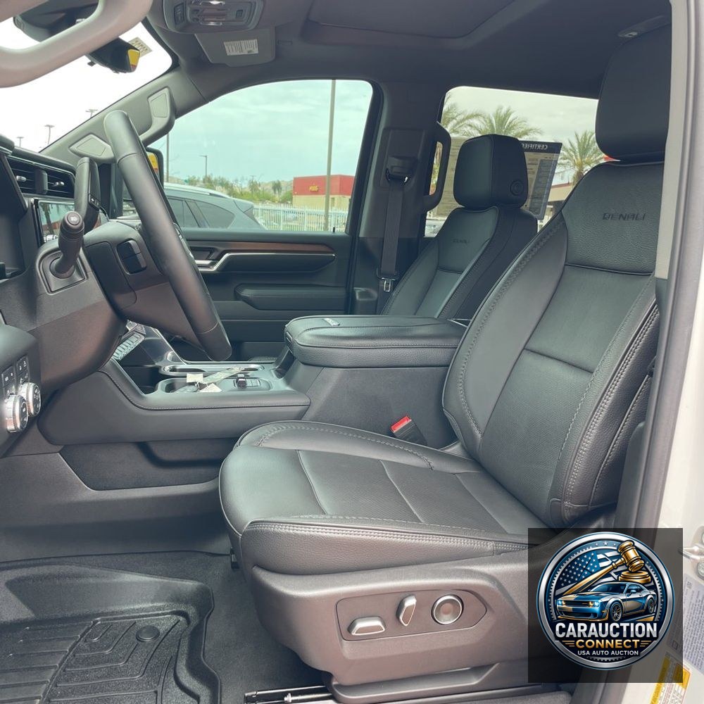 2024 GMC Sierra 2500HD Denali