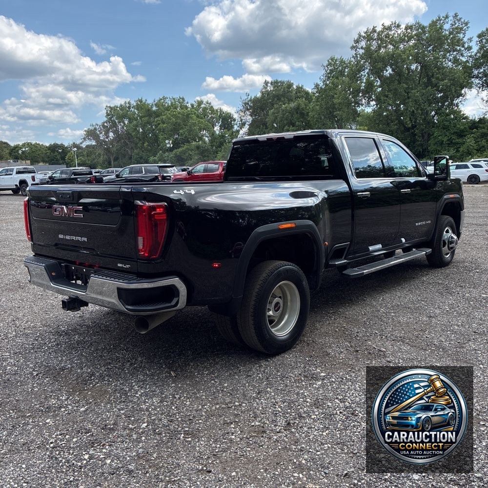 2021 GMC Sierra 3500 SLT