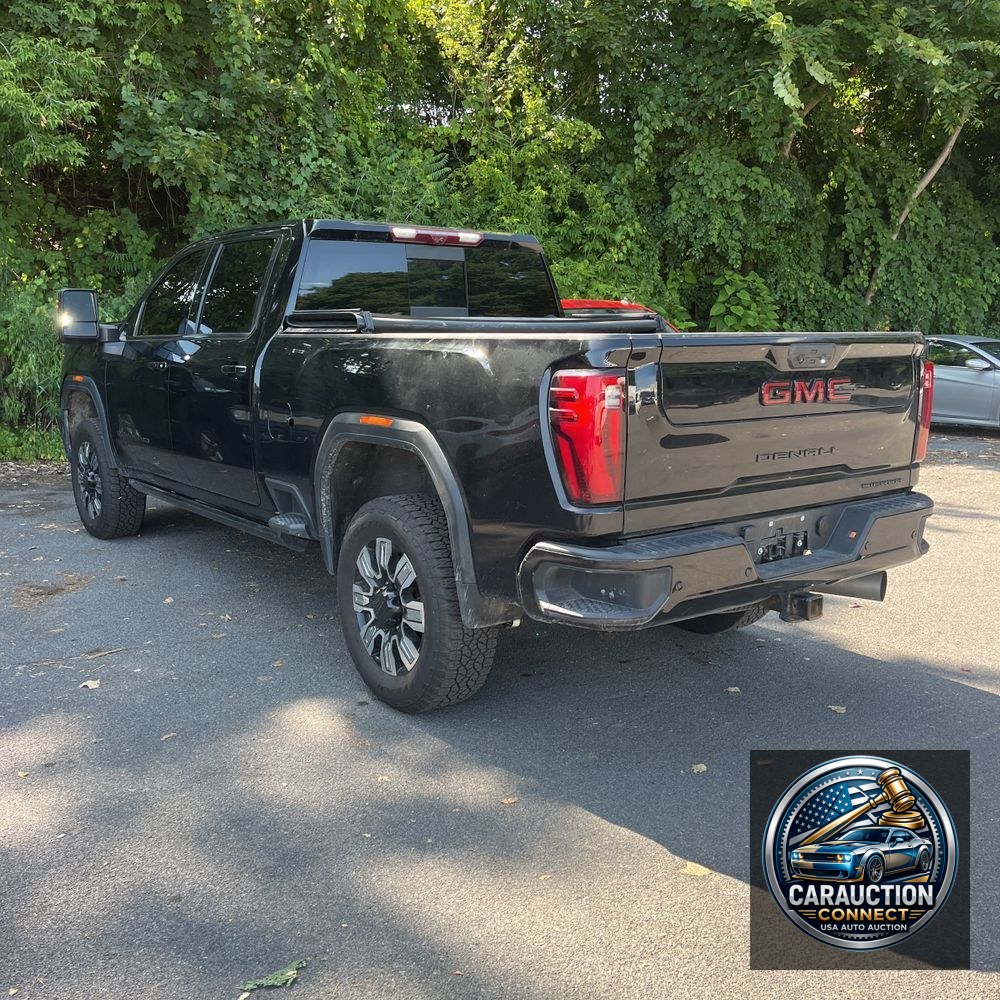 2024 GMC Sierra 3500HD Denali