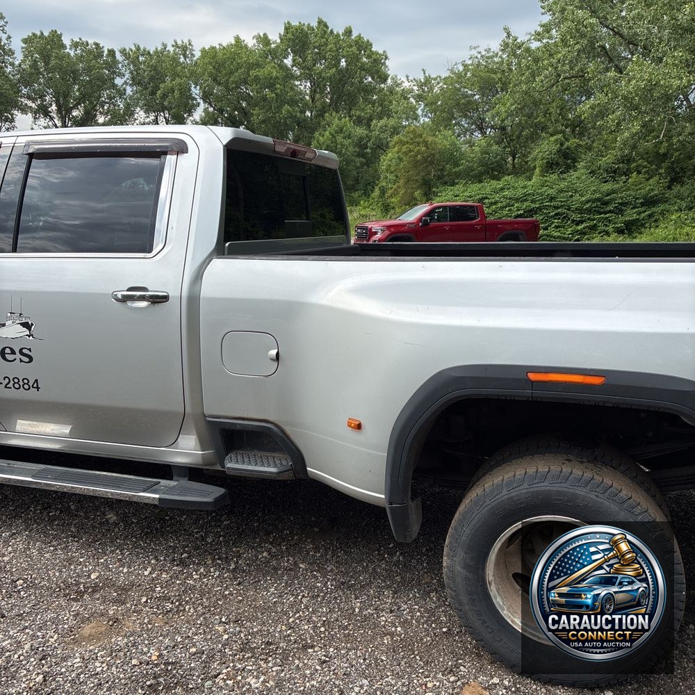 2023 GMC Sierra 3500 Denali