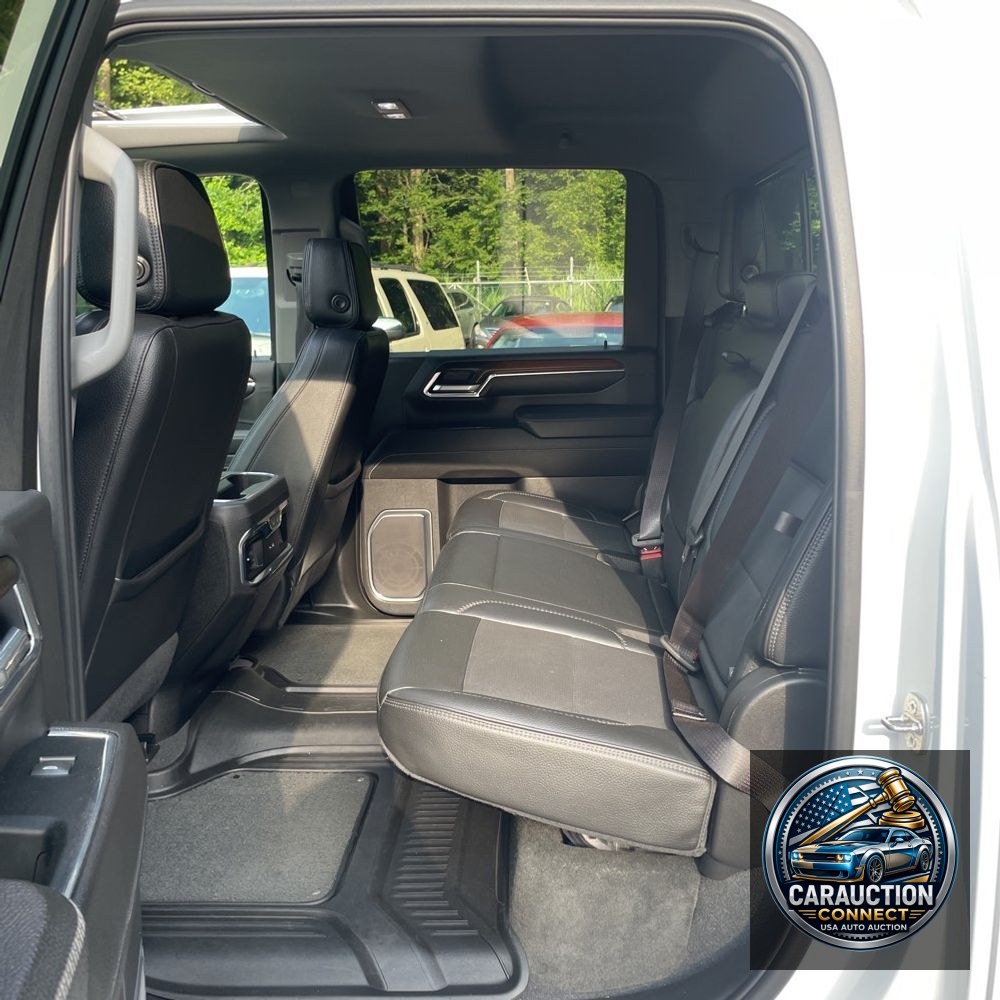 2024 GMC Sierra 3500HD Denali