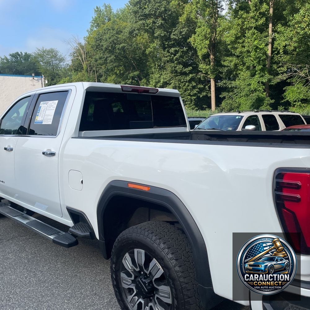 2024 GMC Sierra 3500HD Denali
