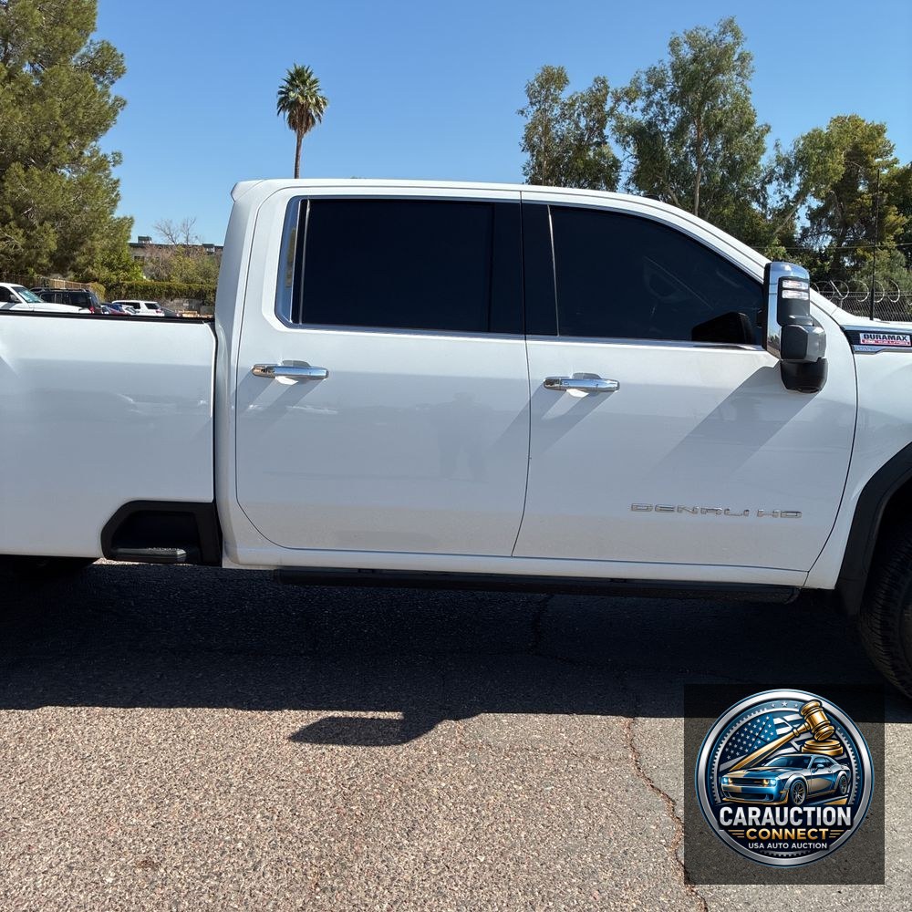 2023 GMC Sierra 3500HD Denali