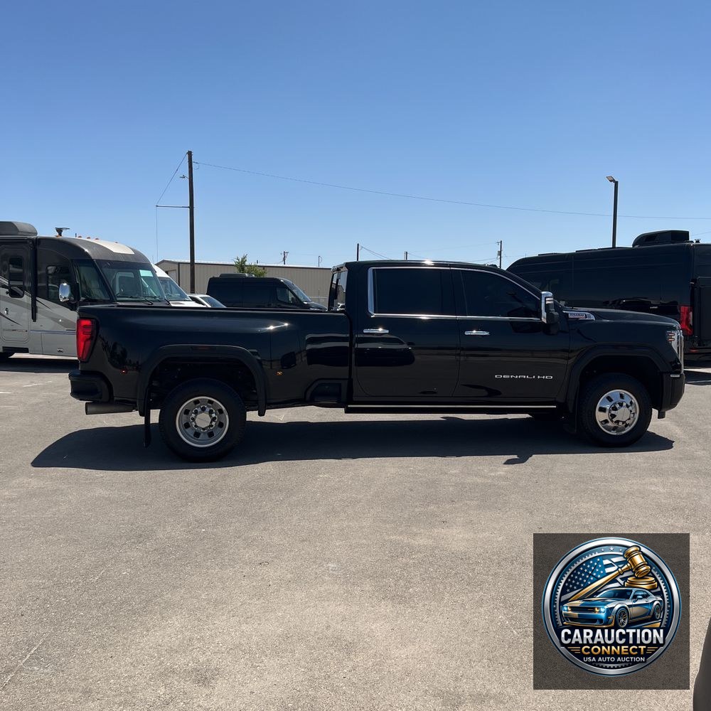 2024 GMC Sierra 3500HD Denali
