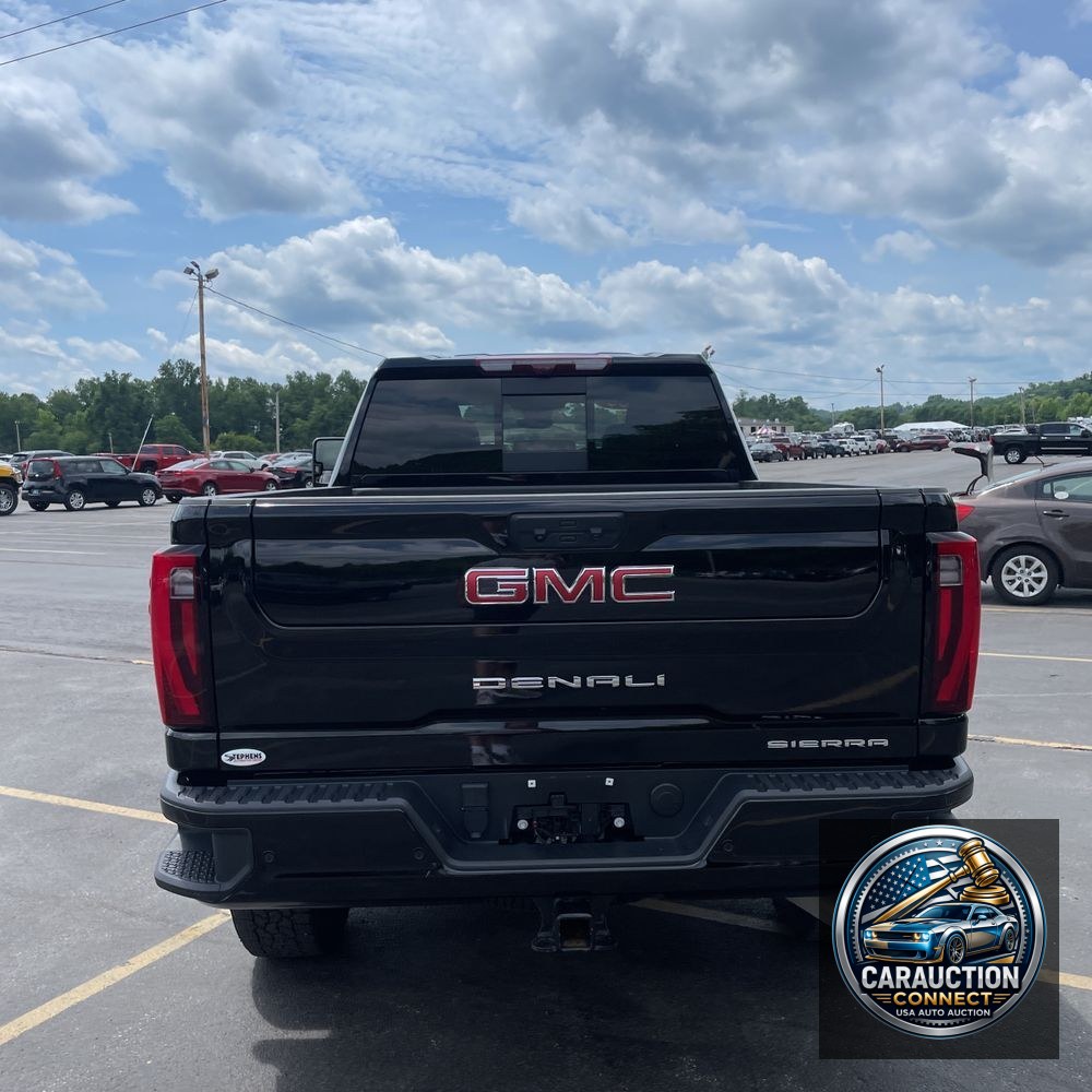 2024 GMC Sierra 3500HD Denali