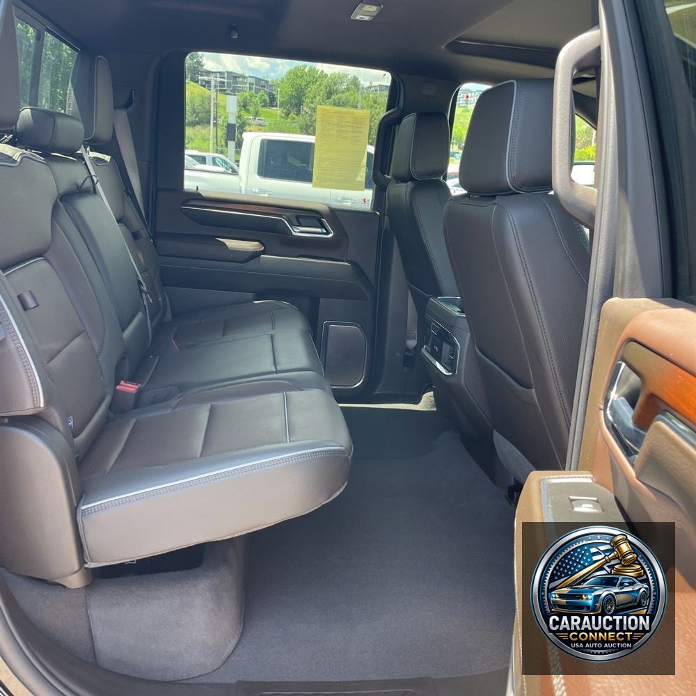 2024 GMC Sierra 3500 Denali
