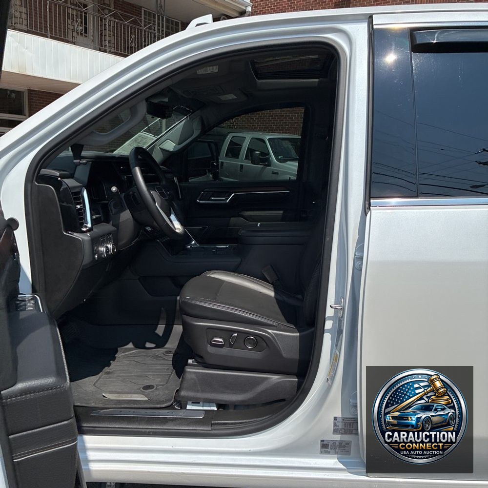 2024 GMC Sierra 3500HD Denali