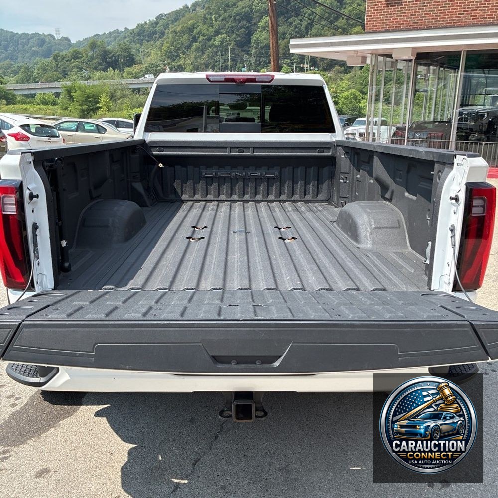 2024 GMC Sierra 3500HD Denali