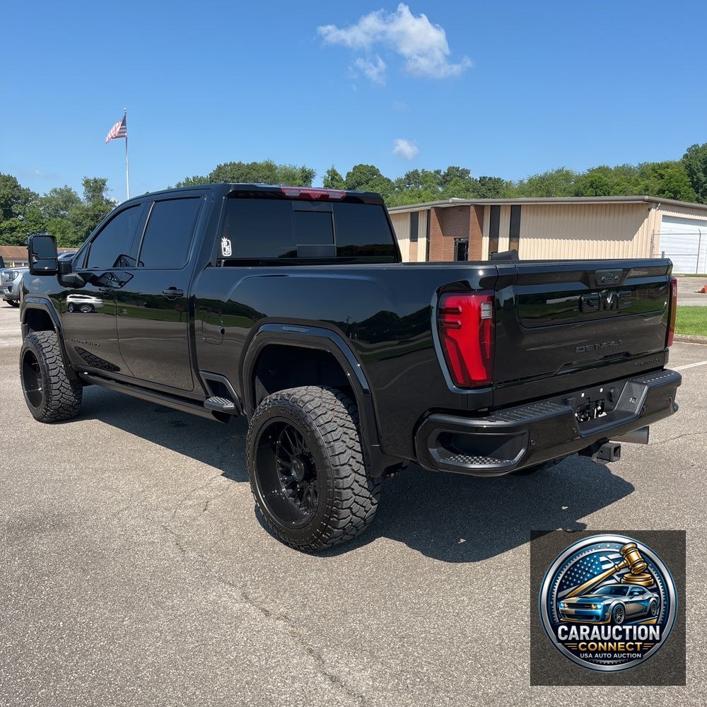 2024 GMC Sierra 3500HD Denali Ultimate