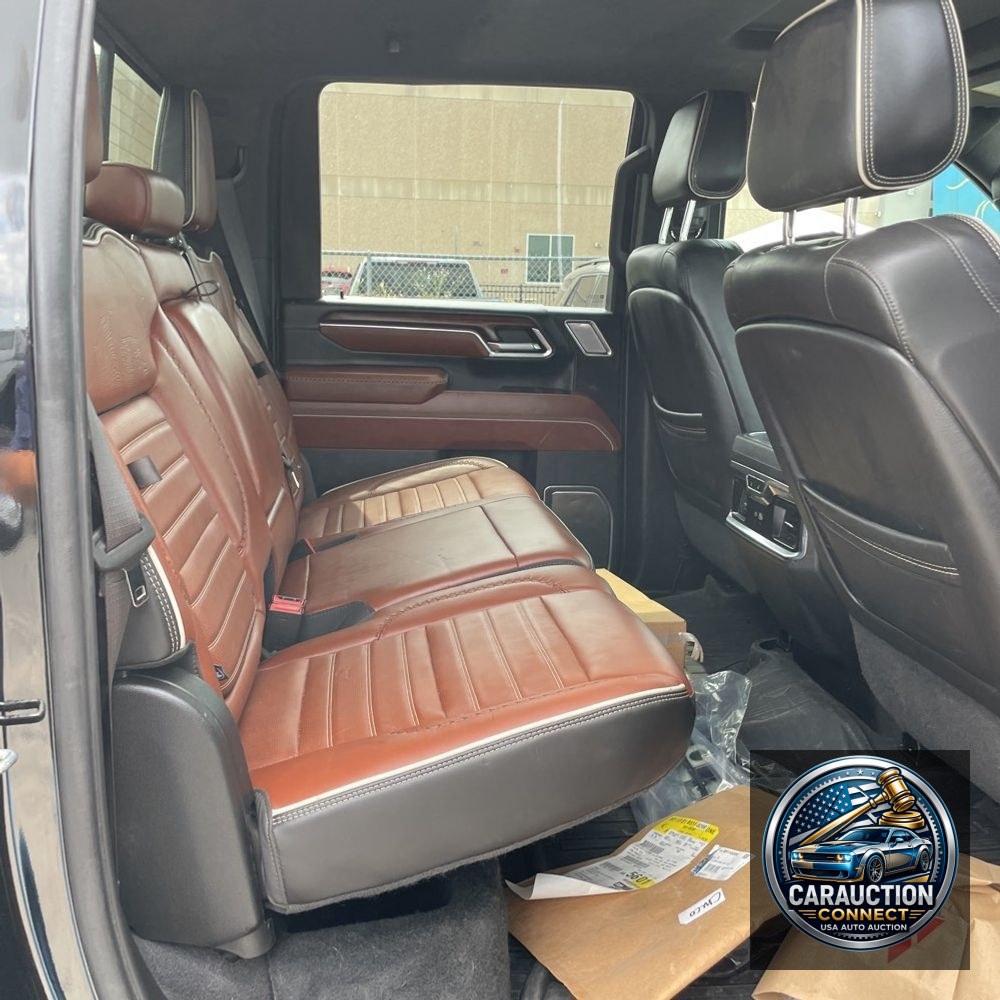 2024 GMC Sierra 3500HD Denali Ultimate