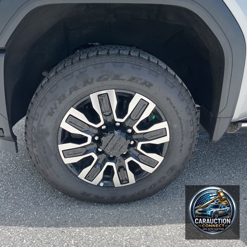 2024 GMC Sierra 3500HD Denali Ultimate