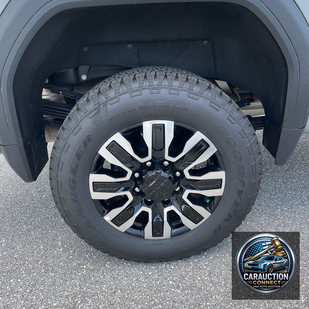 2024 GMC Sierra 3500HD Denali Ultimate