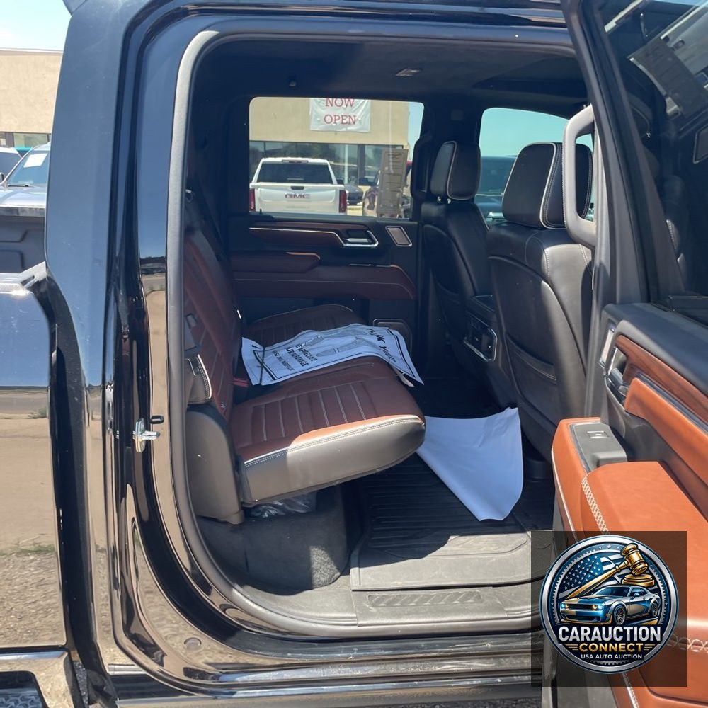 2024 GMC Sierra 3500HD Denali Ultimate
