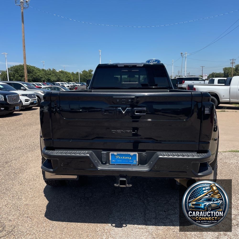 2024 GMC Sierra 3500HD Denali Ultimate