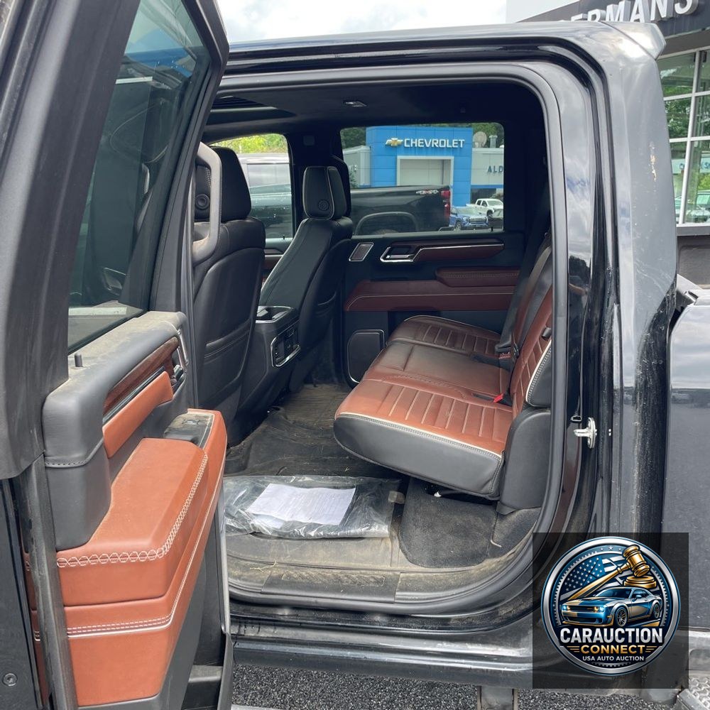 2024 GMC Sierra 3500HD Denali Ultimate