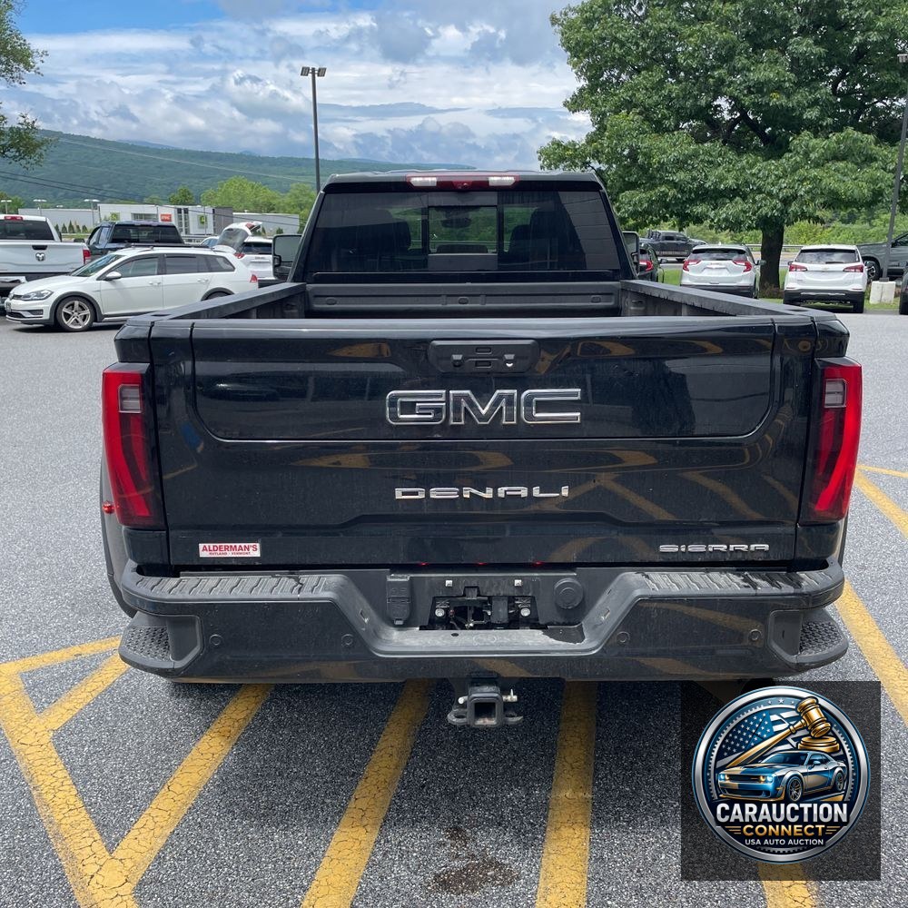 2024 GMC Sierra 3500HD Denali Ultimate