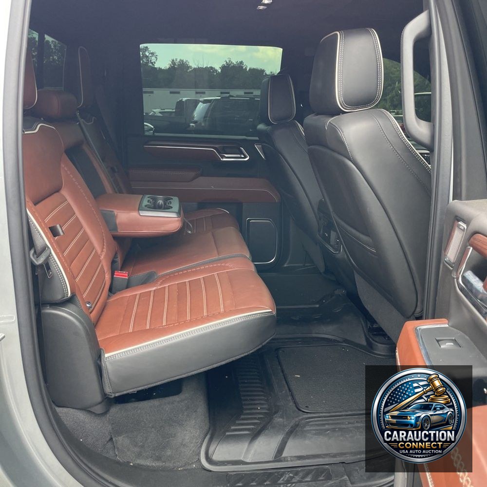2024 GMC Sierra 3500HD Denali Ultimate