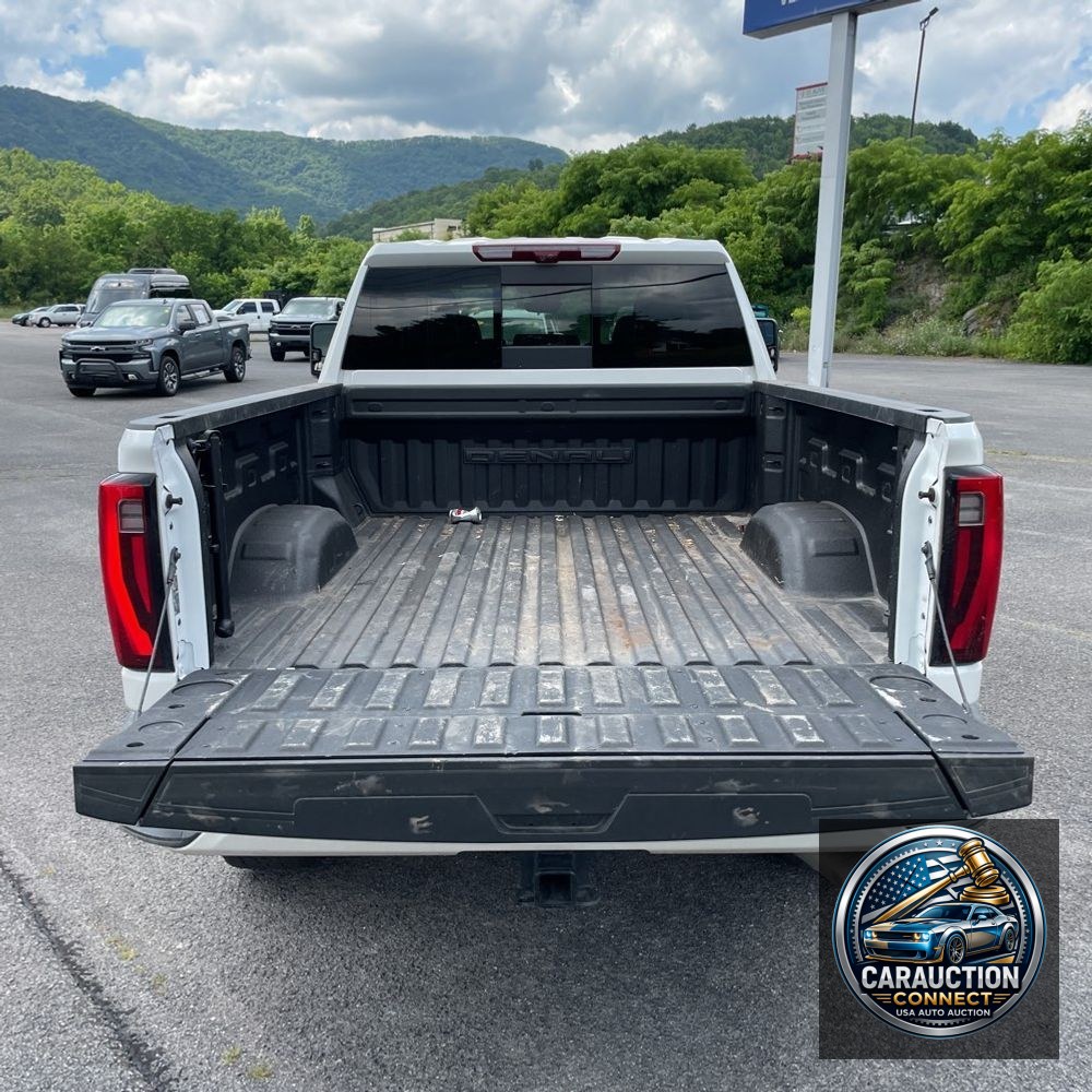2024 GMC Sierra 3500HD Denali Ultimate