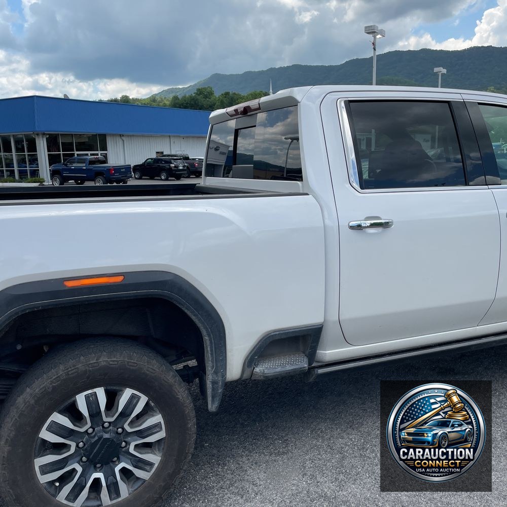 2024 GMC Sierra 3500HD Denali Ultimate