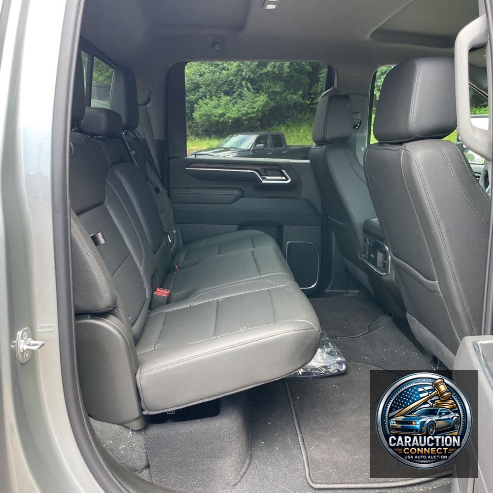 2025 GMC Sierra 2500HD SLT