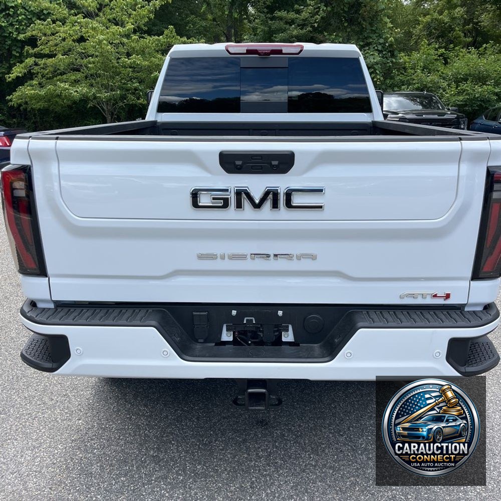 2025 GMC Sierra 2500HD AT4