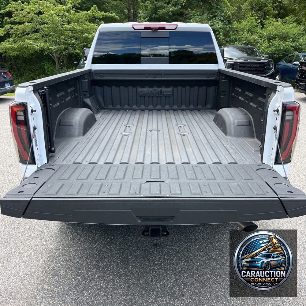 2025 GMC Sierra 2500HD AT4