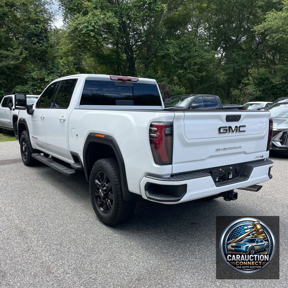 2025 GMC Sierra 2500HD AT4