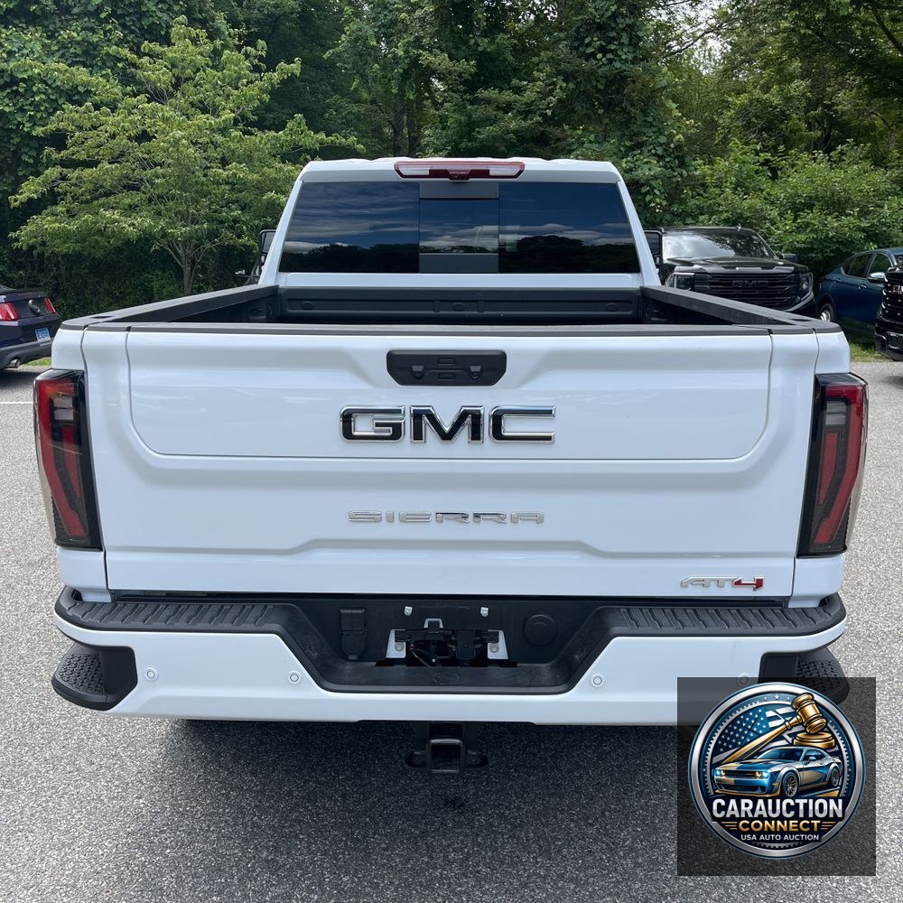 2025 GMC Sierra 2500HD AT4