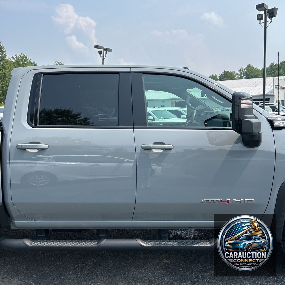 2025 GMC Sierra 2500HD AT4