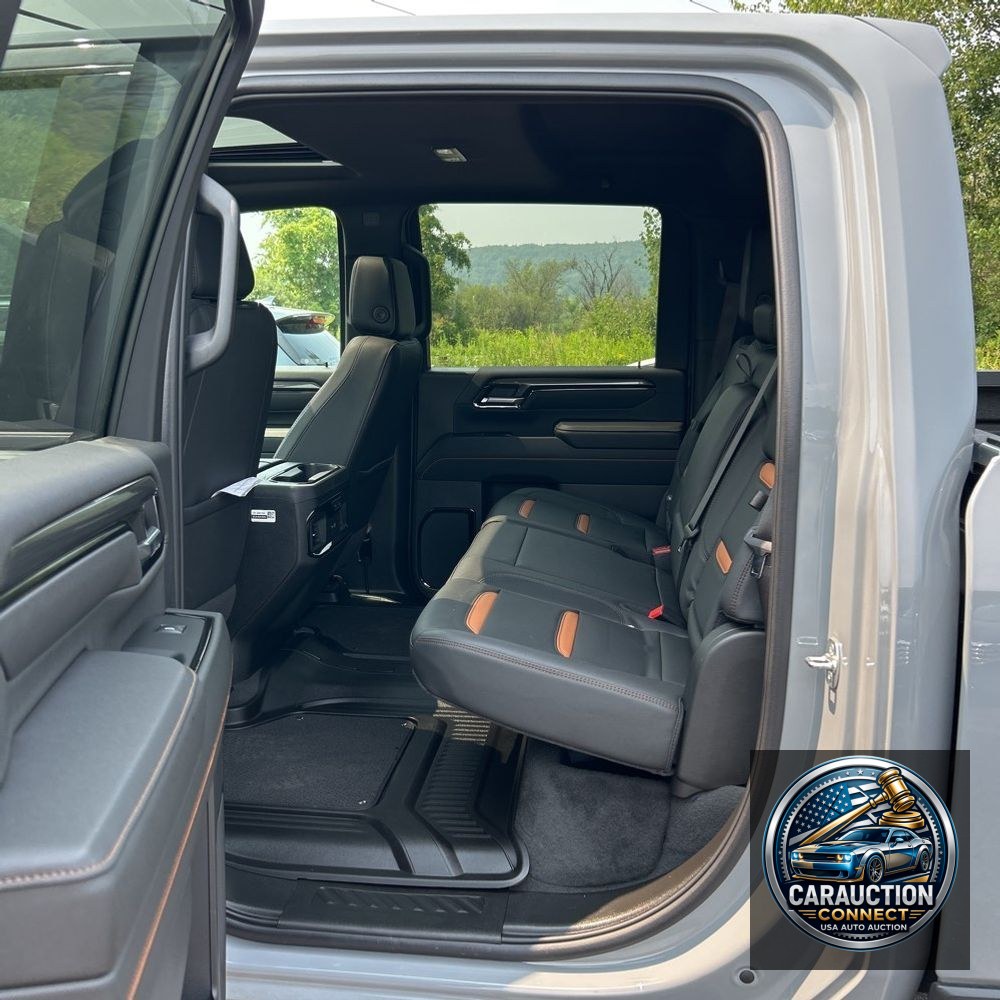 2025 GMC Sierra 2500HD AT4