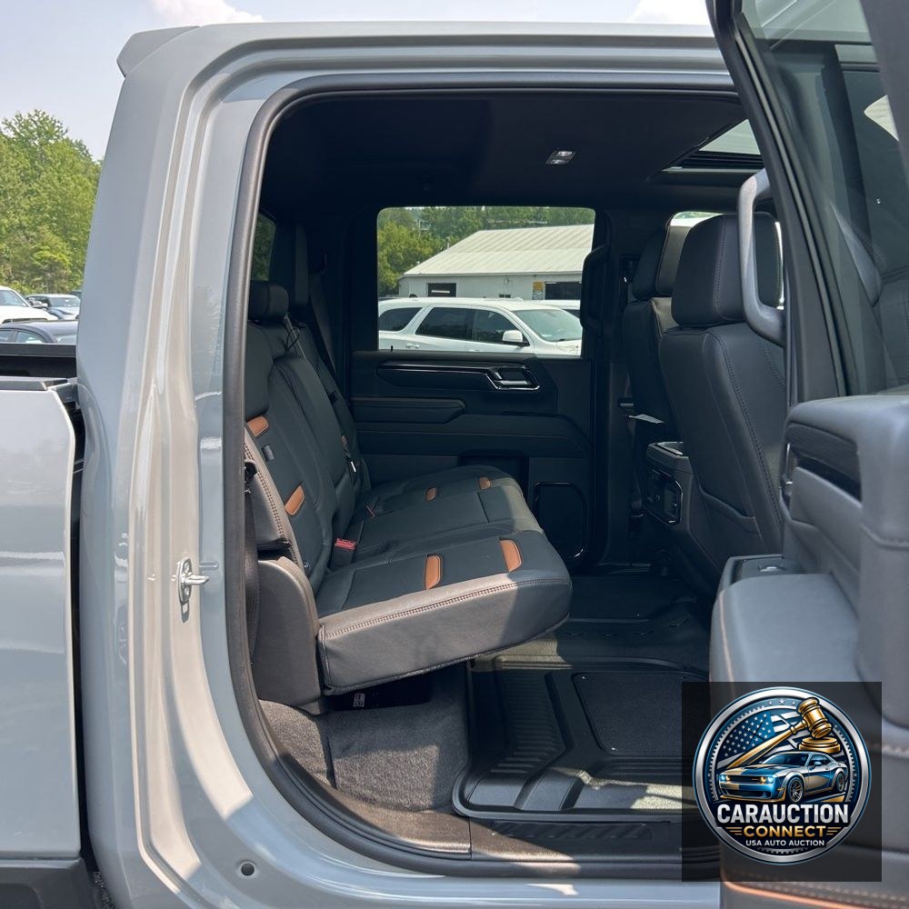 2025 GMC Sierra 2500HD AT4
