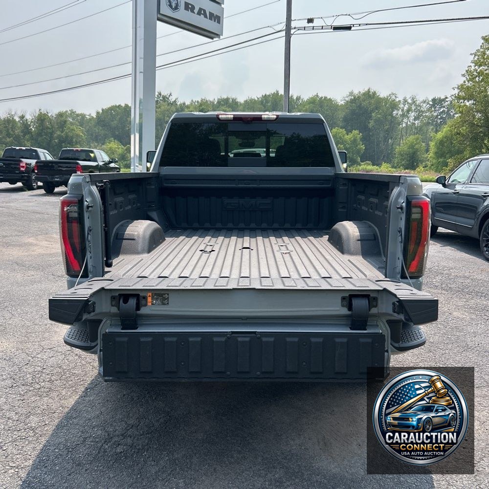 2025 GMC Sierra 2500HD AT4