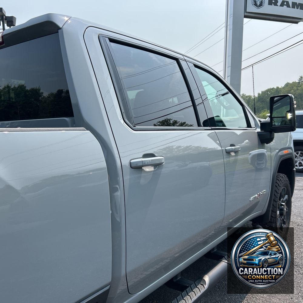 2025 GMC Sierra 2500HD AT4
