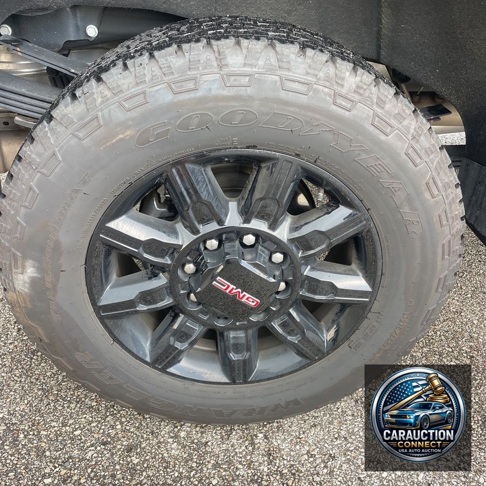 2025 GMC Sierra 2500HD AT4